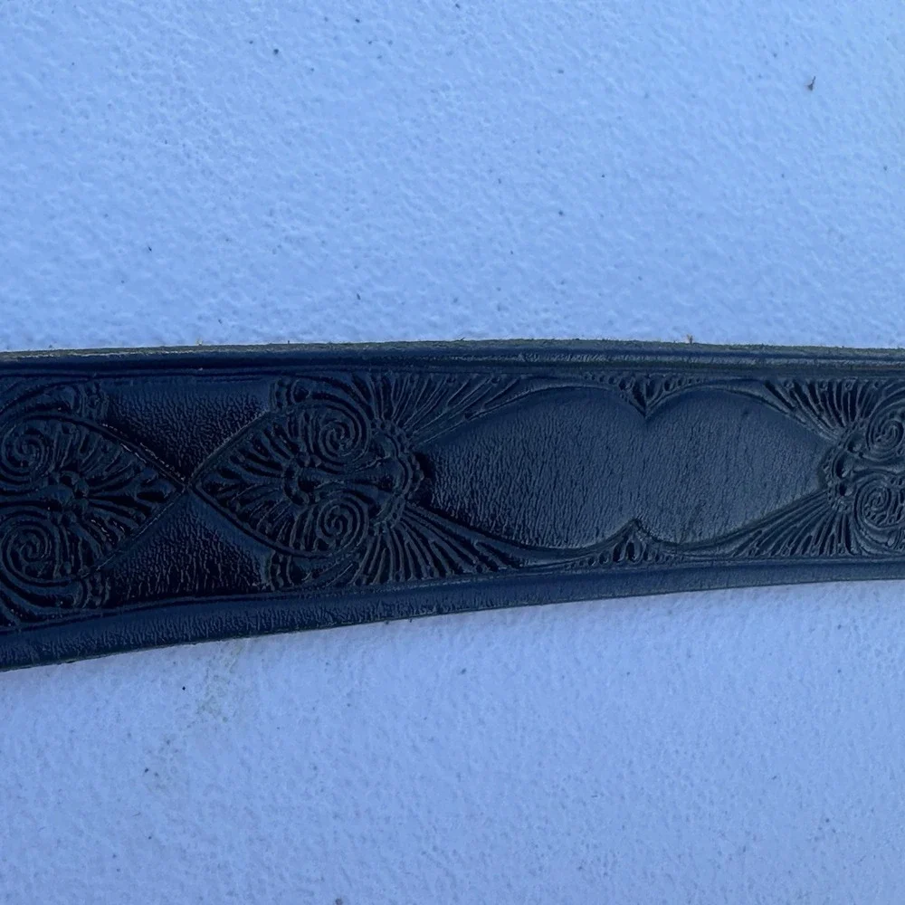 VTG Square Dancing Belt Buckle And Leather Black Belt Silver toned‎ And Blue USA